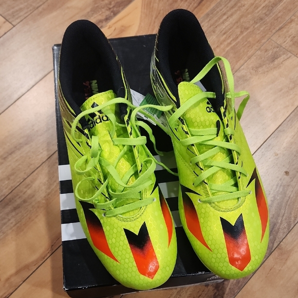 Adidas Messi 15.4 TRX Neon Yellow Cleats with Black and Red Details - Picture 5 of 6
